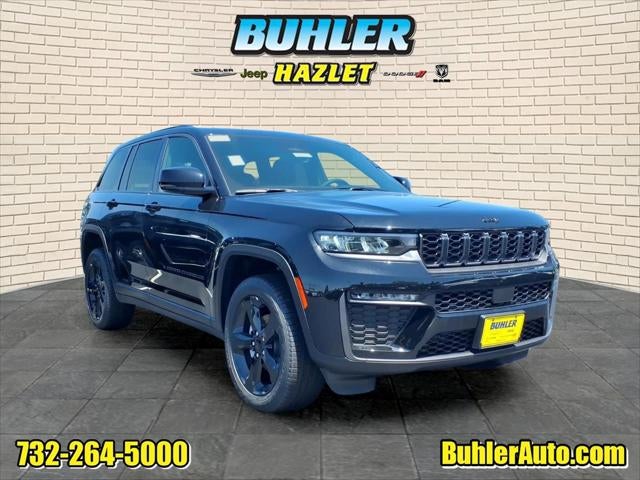 2026 Jeep Grand Cherokee GRAND CHEROKEE LIMITED 4X4 in Diamond Black Crystal Pearl-Coat Exterior Paint — front three-quarter view