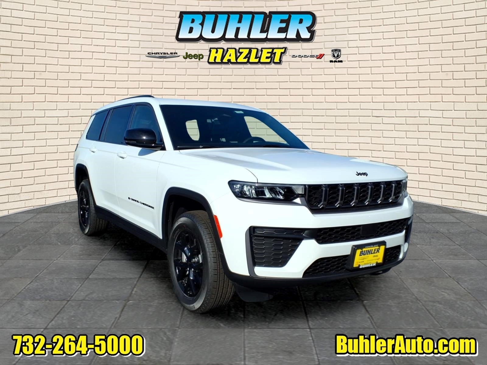 2026 Jeep Grand Cherokee GRAND CHEROKEE L LAREDO ALTITUDE 4X4 in Bright White Clear-Coat Exterior Paint — front three-quarter view