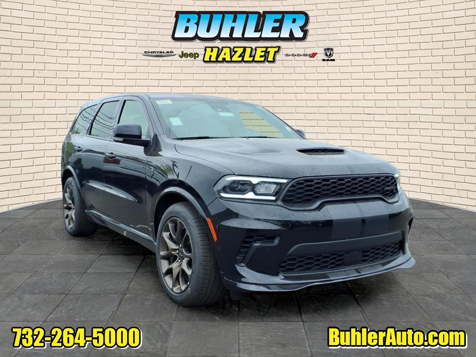 2026 Dodge Durango DURANGO SRT HELLCAT JAILBREAK AWD in Diamond Black Clear-Coat Exterior Paint — front three-quarter view