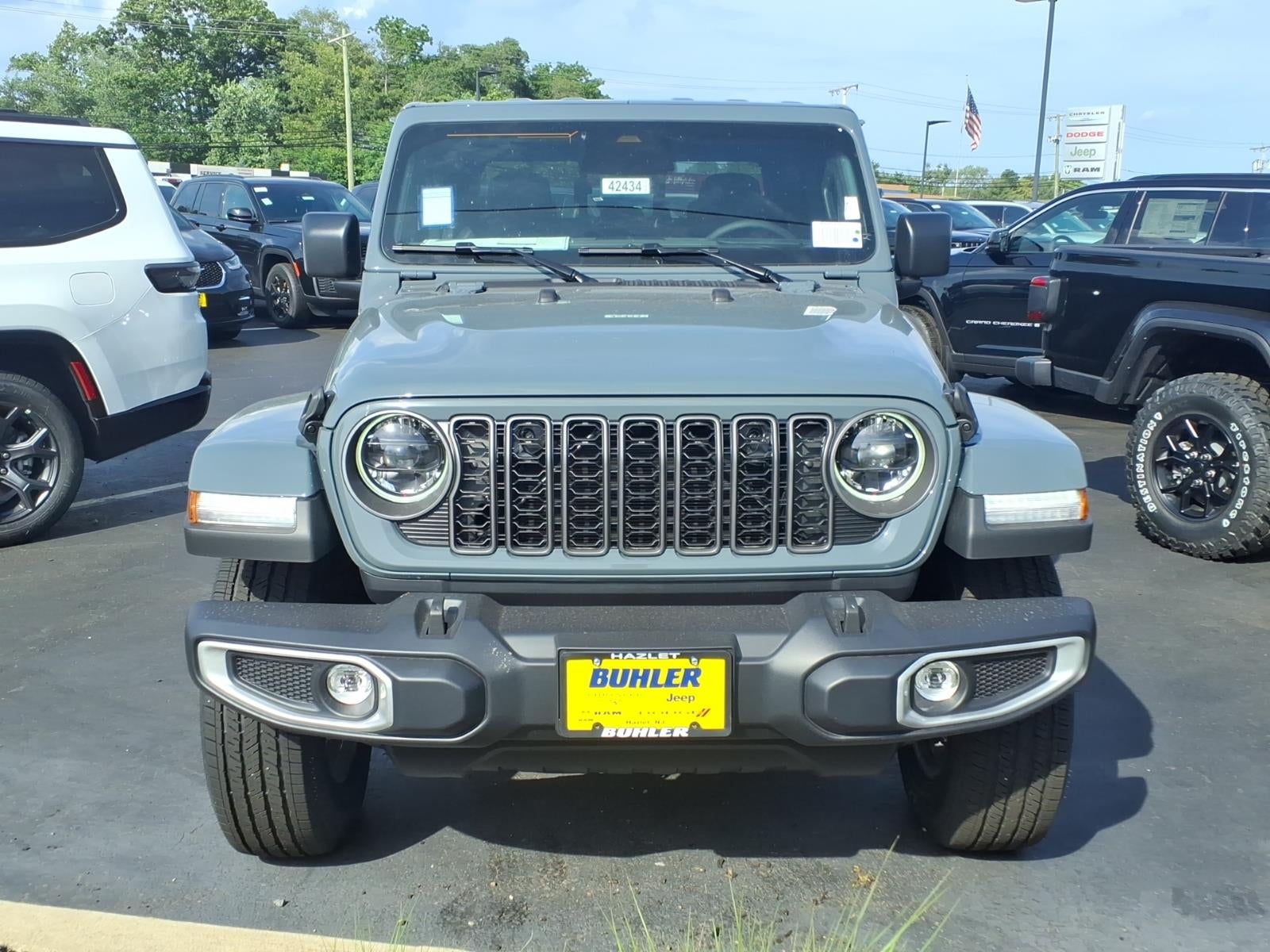 2026 Jeep Gladiator — side profile view