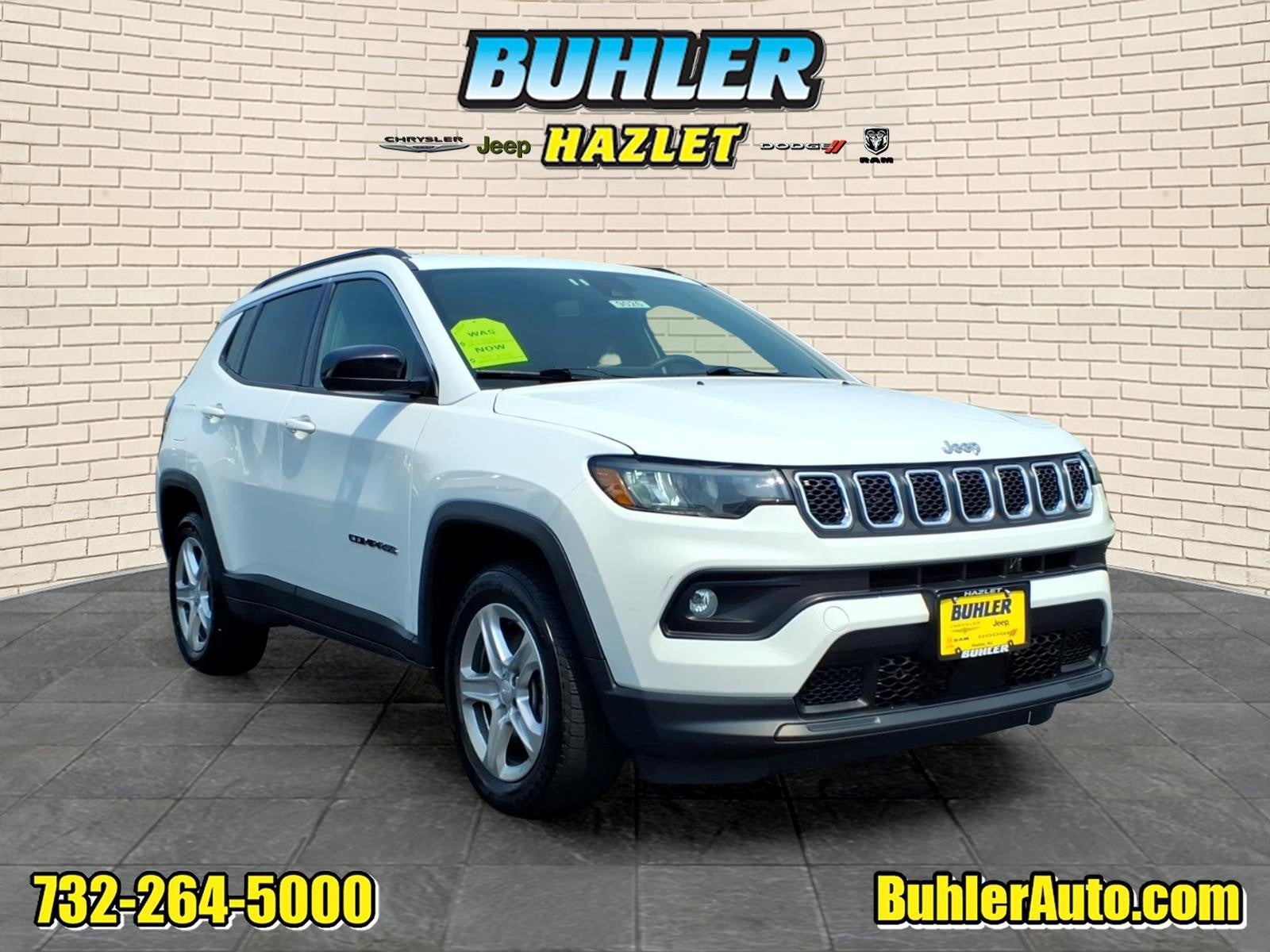 2024 Jeep Compass Latitude 4x4 in Bright White Clearcoat — front three-quarter view