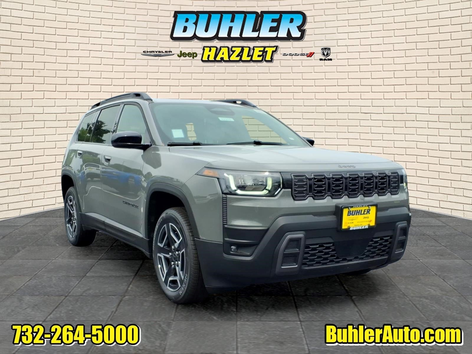 2026 Jeep Cherokee CHEROKEE LIMITED 4X4 in Sting-Gray Clear-Coat Exterior Paint — front three-quarter view